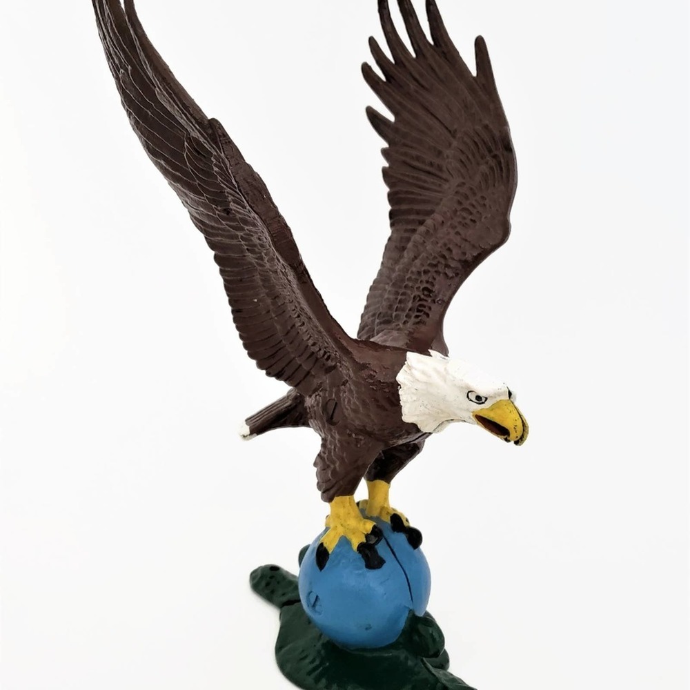 Vintage Cast Iron Bald Eagle Heavy Hand Painted Ornament